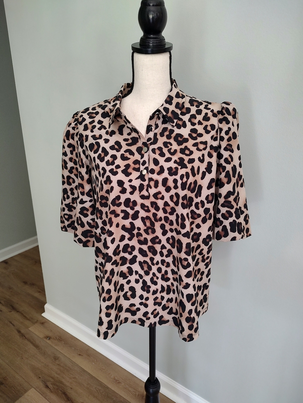 Chico's Puff Sleeve Leopard Print Short Sleeve Top Size 12